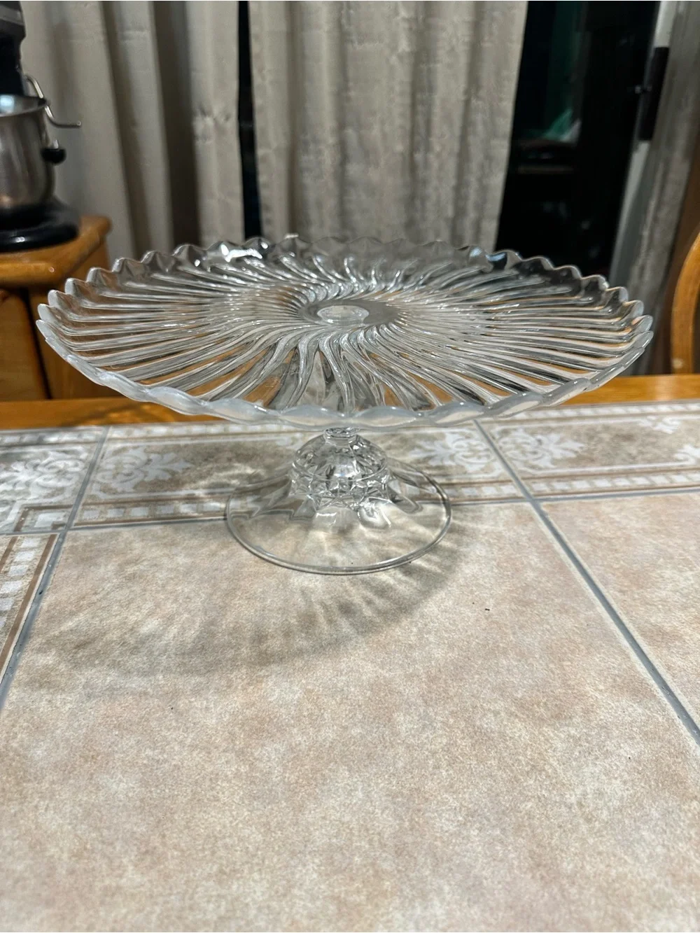 Vintage Clear Glass Pedestal Cake Stand - Elegant Home Dining Display